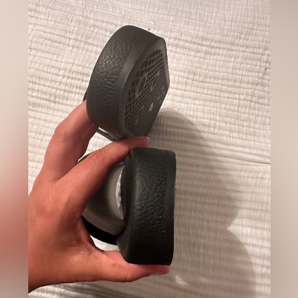 Market Standard Slides - NIB - Size 7 - Picture 7 of 10